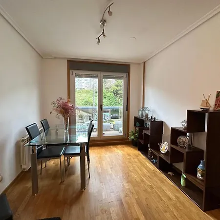 Piso Av Fonteculler 아파트 *